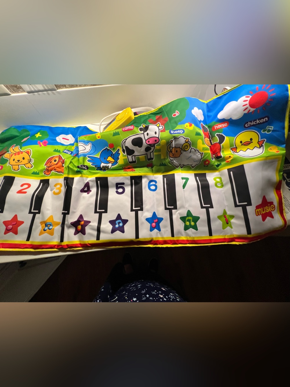 LARGE PIANO MAT 53” X 23”. DANCE FLOOR PIANO WITH EIGHT ANIMAL SOUNDS NWOT